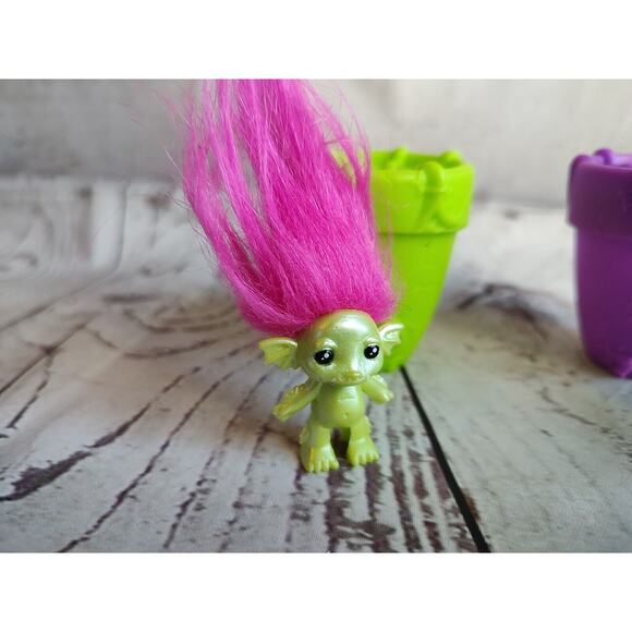 2 Lil Zelfs Planters Mini Troll Yellow Green Figure Purple Flowerpot Playset - Picture 2 of 11